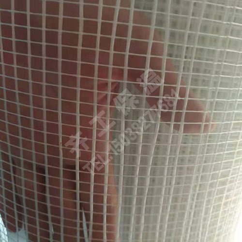 擠塑板外墻保溫施工埋貼網格布是什么？