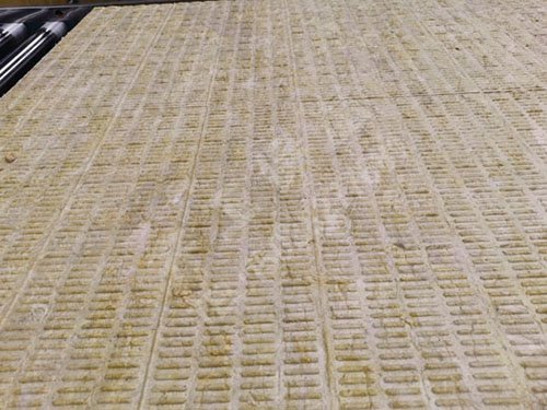 巖棉保溫板有哪些特點，抗壓能力如何？