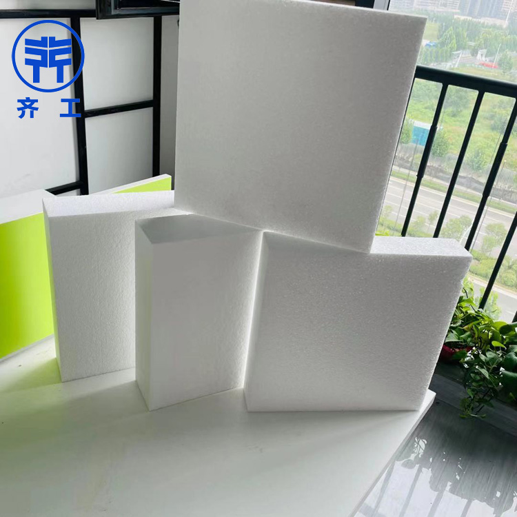 A級復(fù)合保溫板