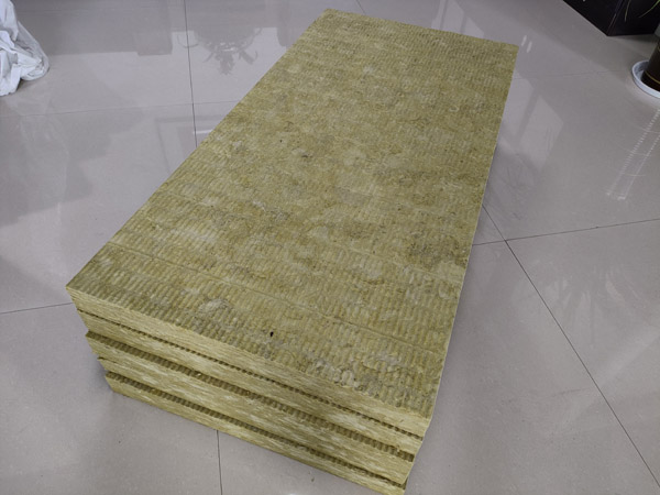 巖棉保溫板加工設備